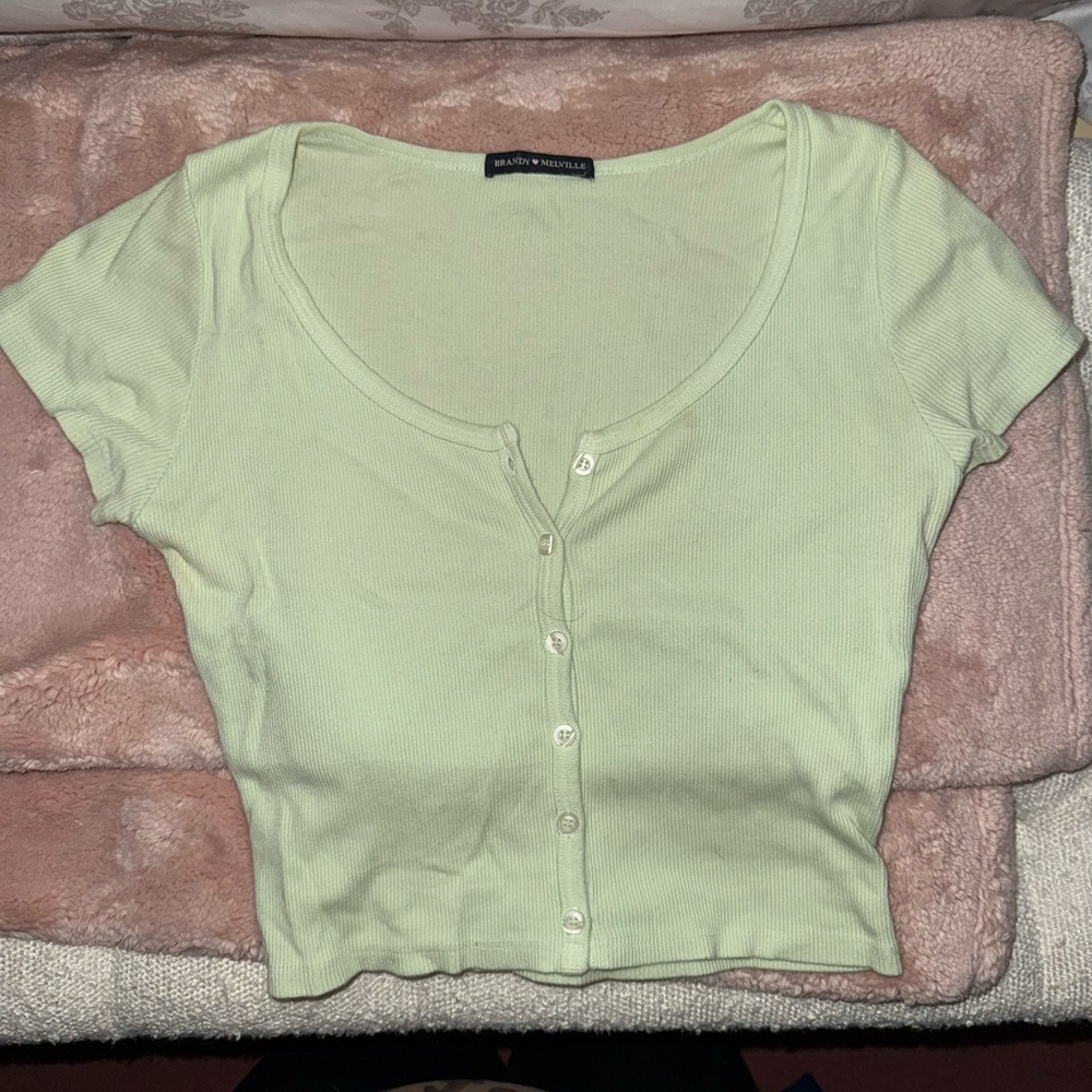 Brand Melville top